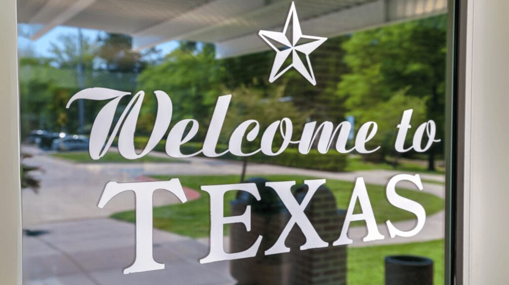 Blog Covers – 2024-10-28T095743.077 Welcome to Texas sign on business storefront